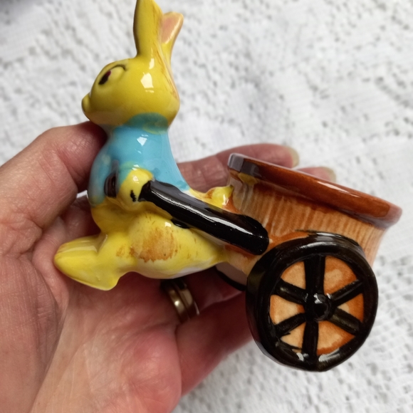 Rabbit egg holder with a wagon - Picture 4 of 9